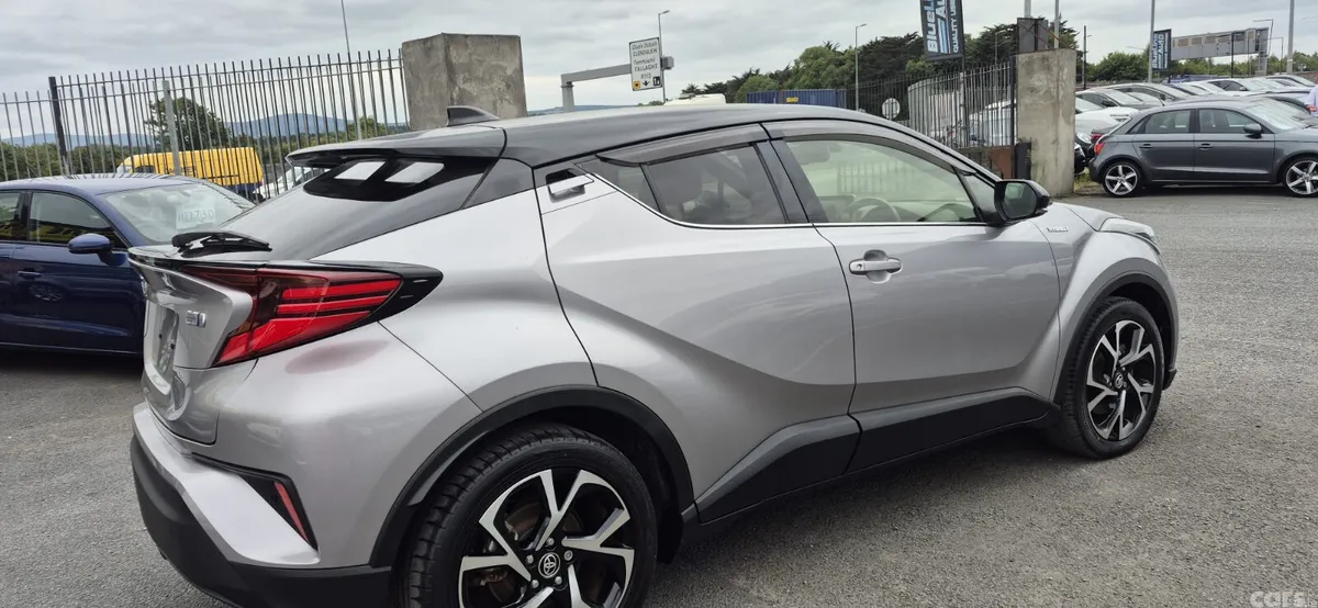 Toyota C-HR SUV, Petrol Hybrid, 2020, Grey