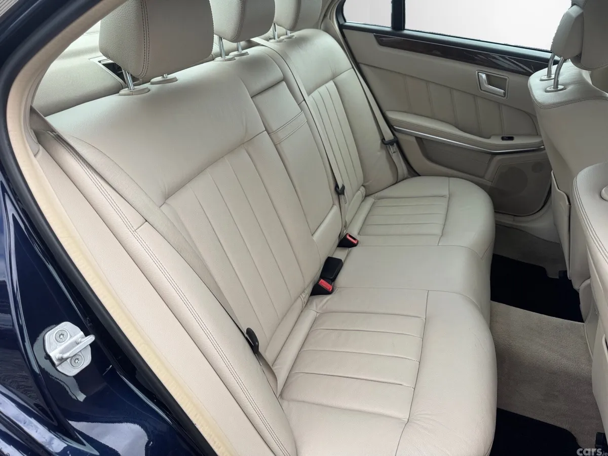 Mercedes-Benz E-Class Saloon, Diesel, 2015, Blue