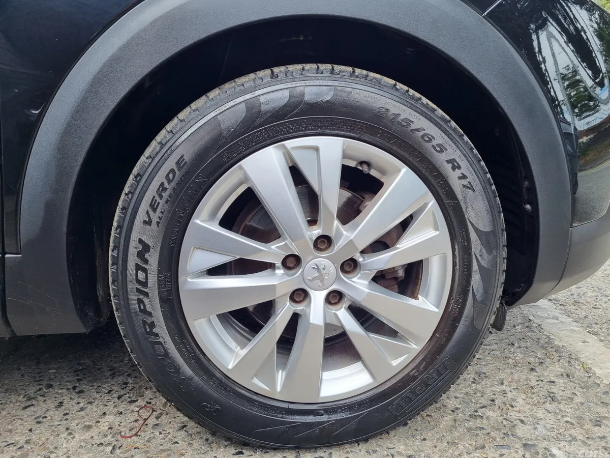 Peugeot 3008 SUV, Petrol, 2017, Black