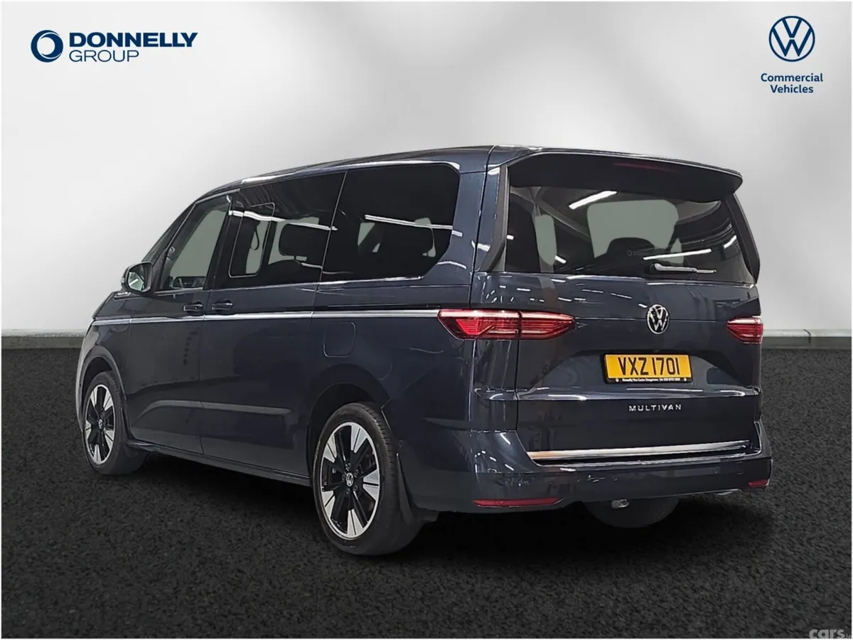 Volkswagen Multivan Estate, Petrol, 2025, Blue