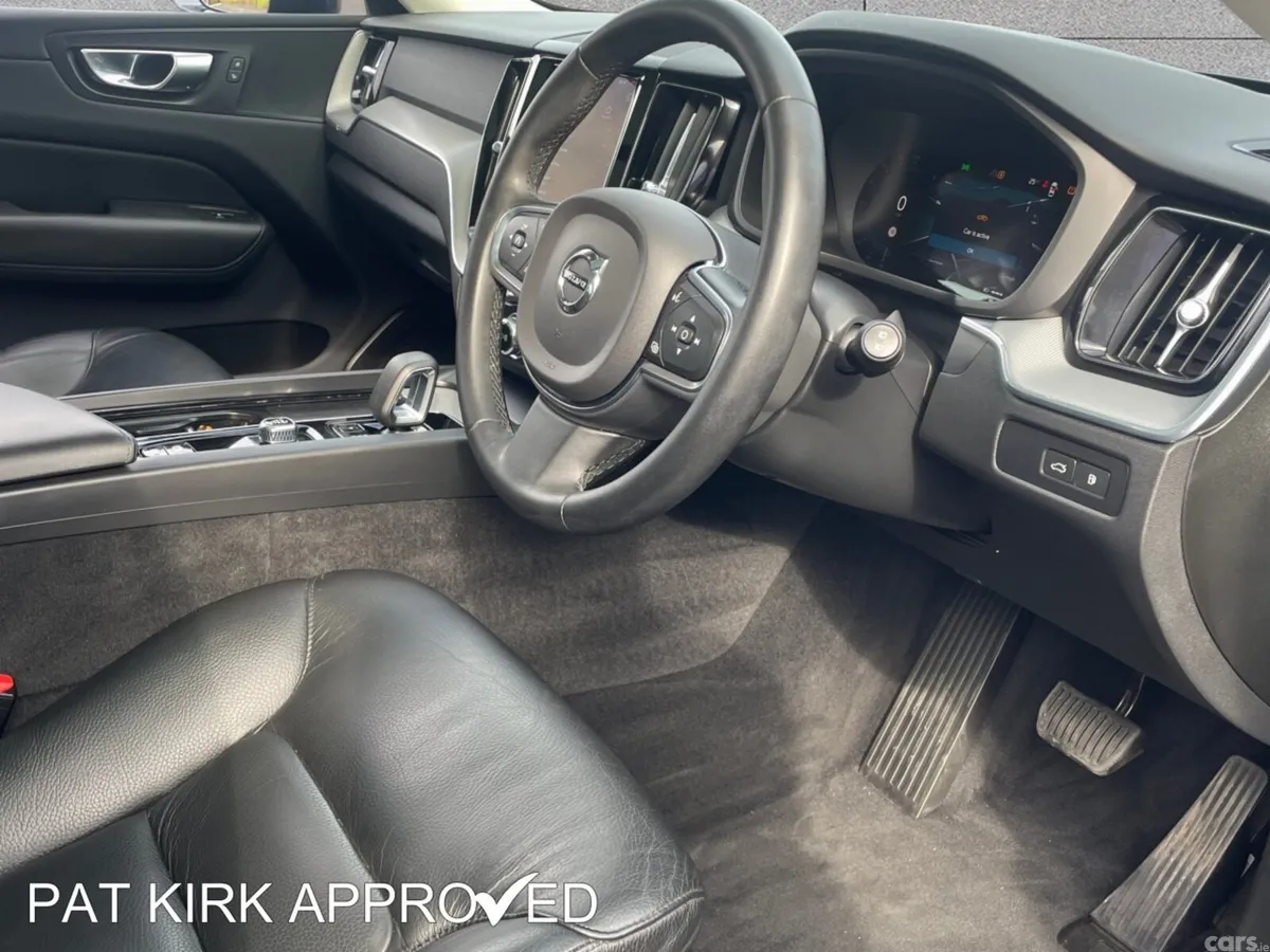 Volvo XC60 Estate, Petrol Hybrid, 2023, Blue