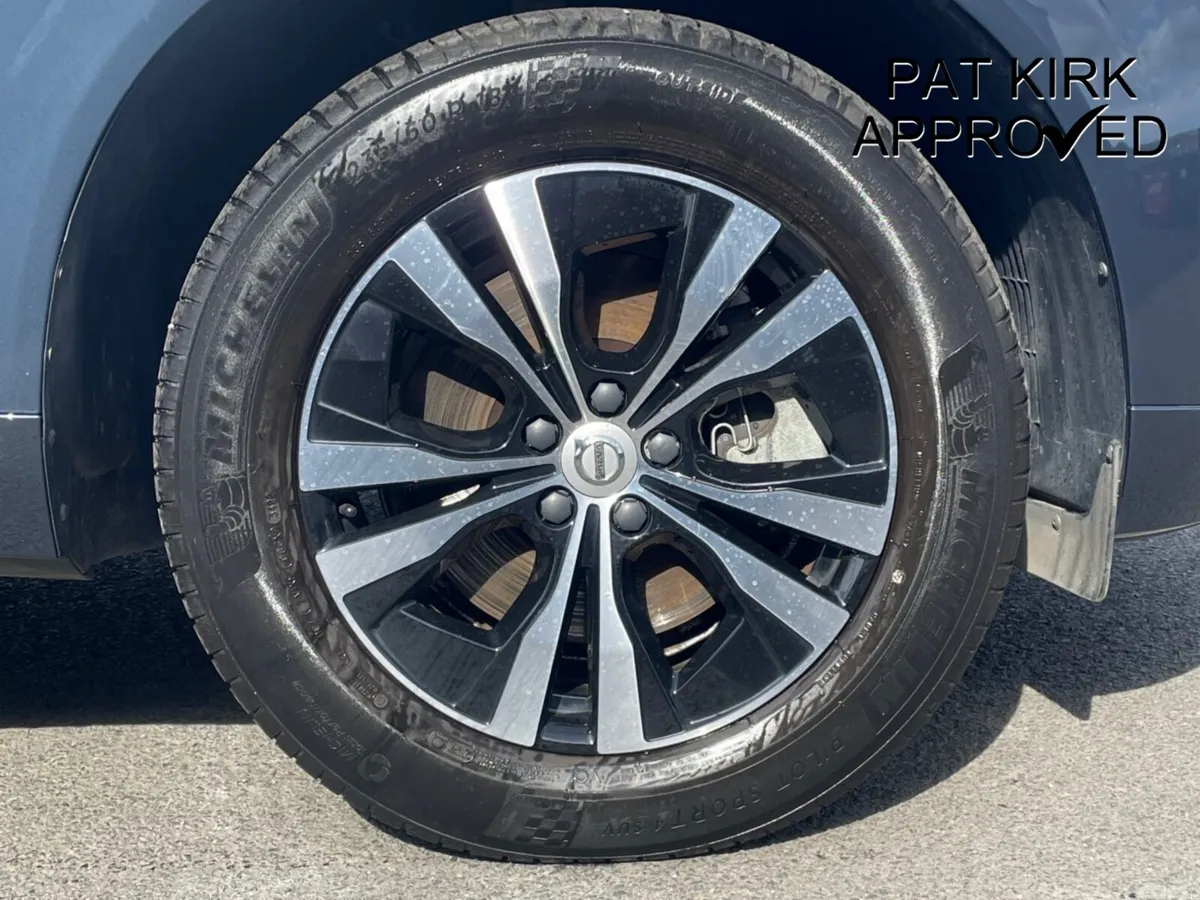 Volvo XC60 Estate, Petrol Hybrid, 2023, Blue
