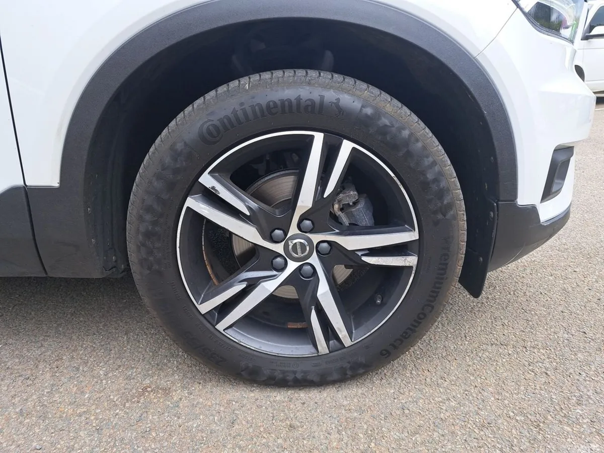 Volvo XC40 SUV, Diesel, 2020, White