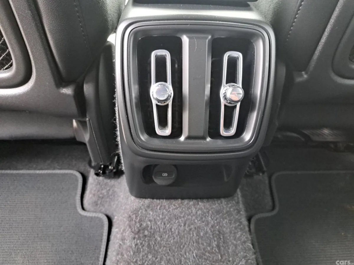 Volvo XC40 SUV, Diesel, 2020, White