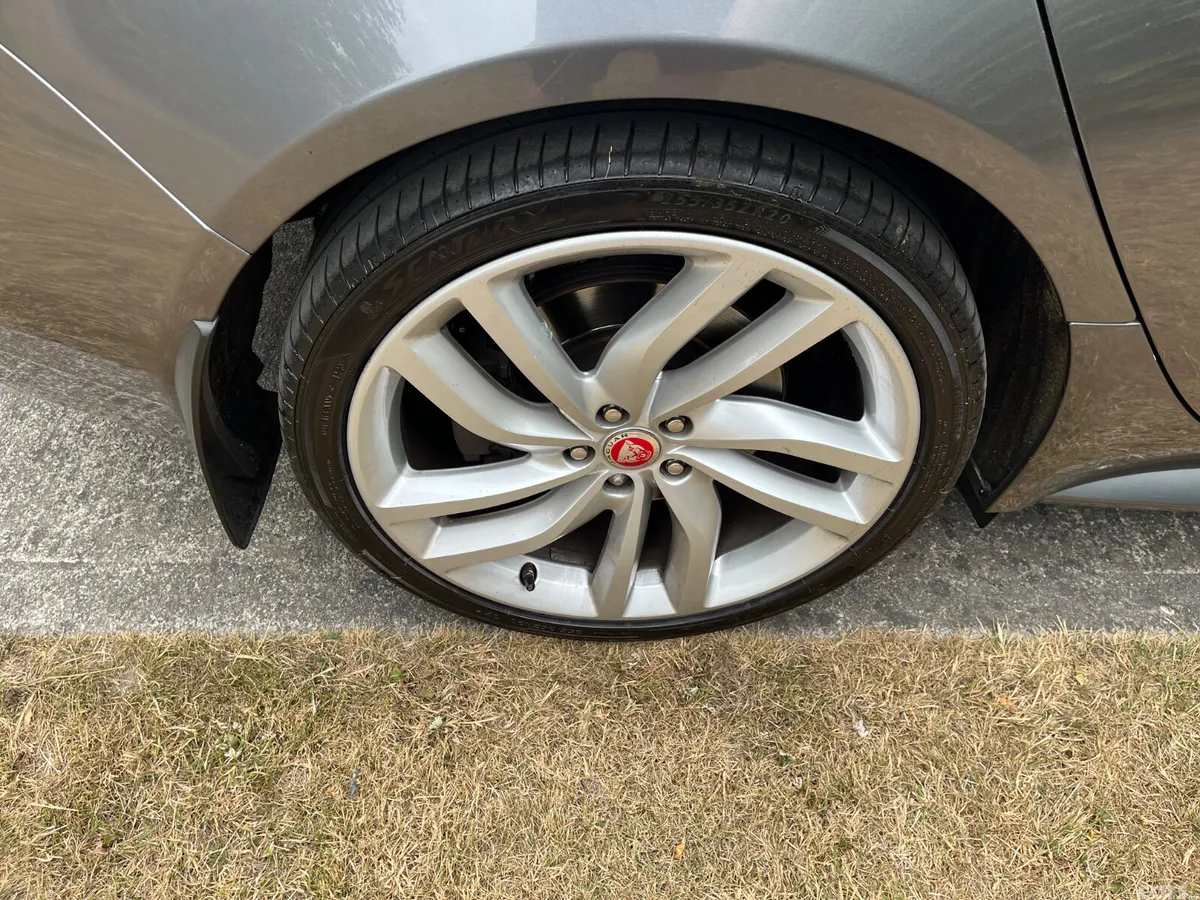 Jaguar XF Saloon, Diesel, 2018, Grey