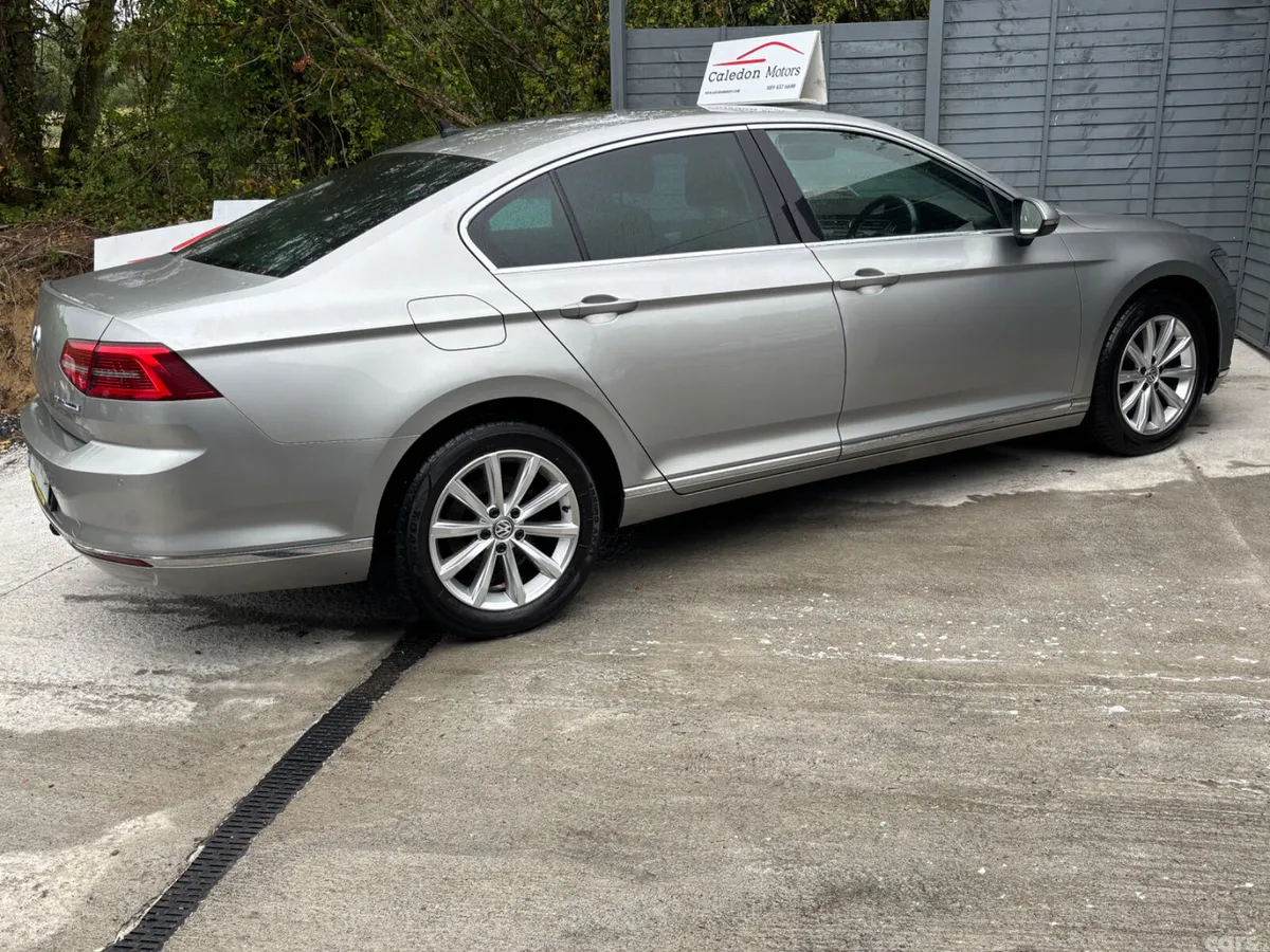Volkswagen Passat Saloon, Diesel, 2016, Silver