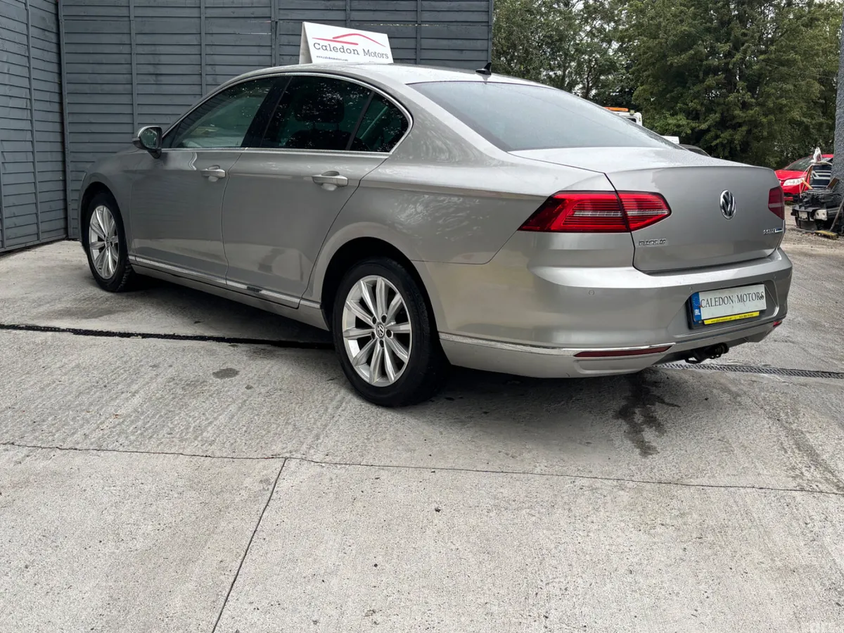 Volkswagen Passat Saloon, Diesel, 2016, Silver