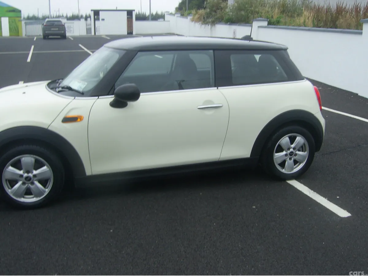 Mini Cooper Hatchback, Diesel, 2014, White