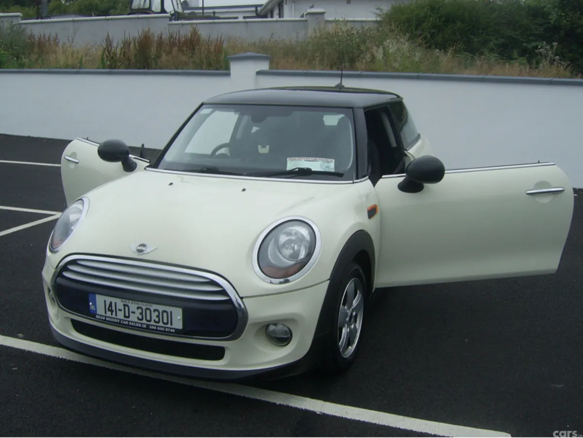 Mini Cooper Hatchback, Diesel, 2014, White