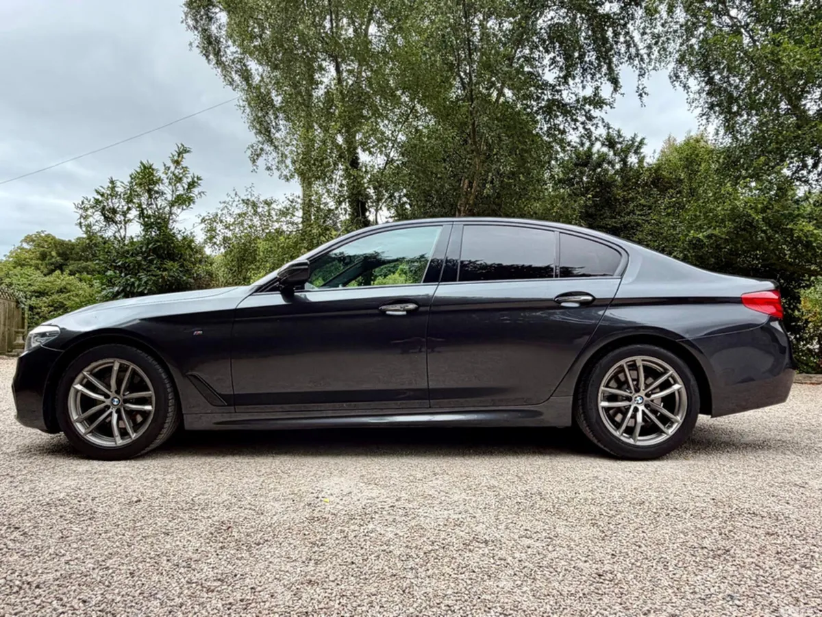 BMW 5-Series Saloon, Diesel, 2018, Grey