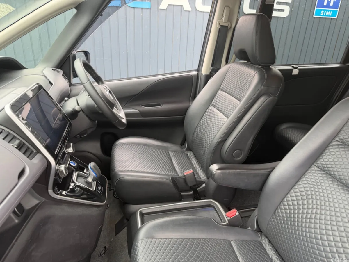 Nissan Serena MPV, Petrol Hybrid, 2021, Black