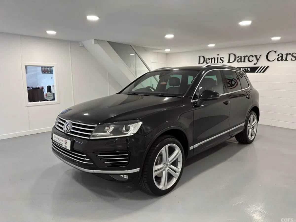 Volkswagen Touareg SUV, Diesel, 2016, Black