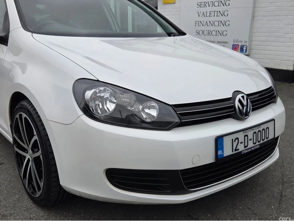 Volkswagen Golf Hatchback, Petrol, 2012, White