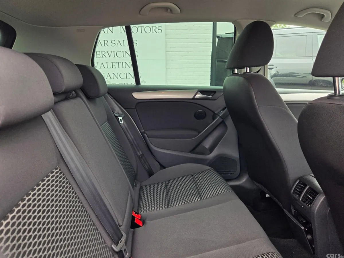 Volkswagen Golf Hatchback, Petrol, 2012, White