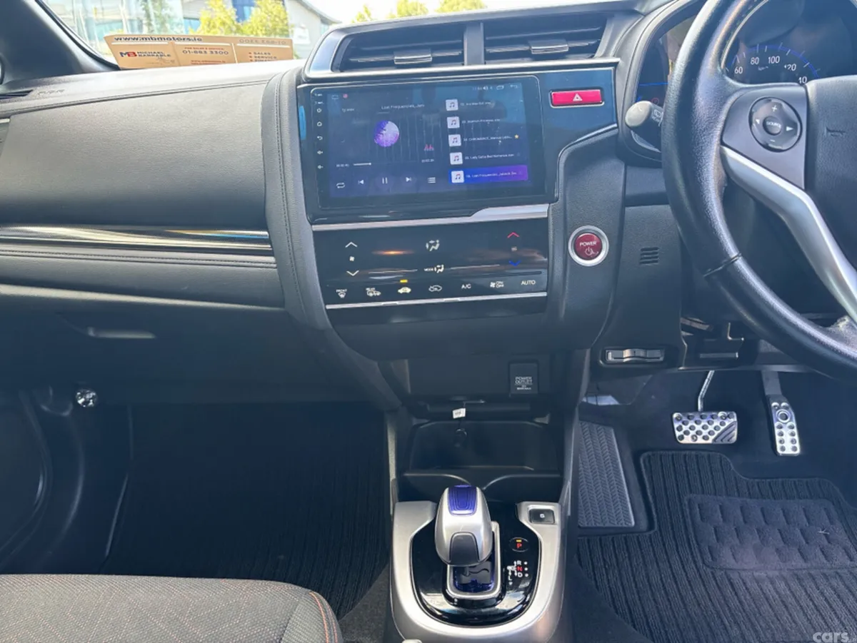 Honda Fit Hatchback, Petrol Hybrid, 2017, Blue