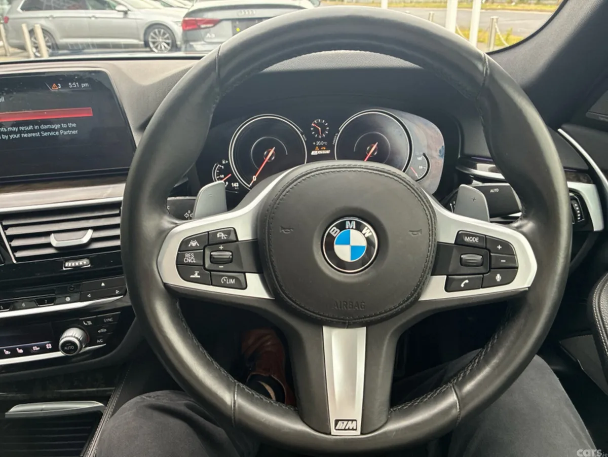 BMW 5-Series Saloon, Petrol Plug-in Hybrid, 2017, Grey