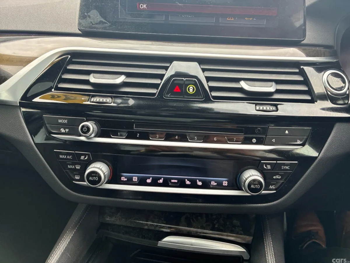 BMW 5-Series Saloon, Petrol Plug-in Hybrid, 2017, Grey