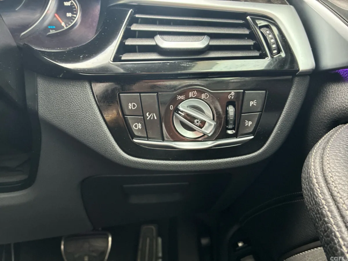 BMW 5-Series Saloon, Petrol Plug-in Hybrid, 2017, Grey
