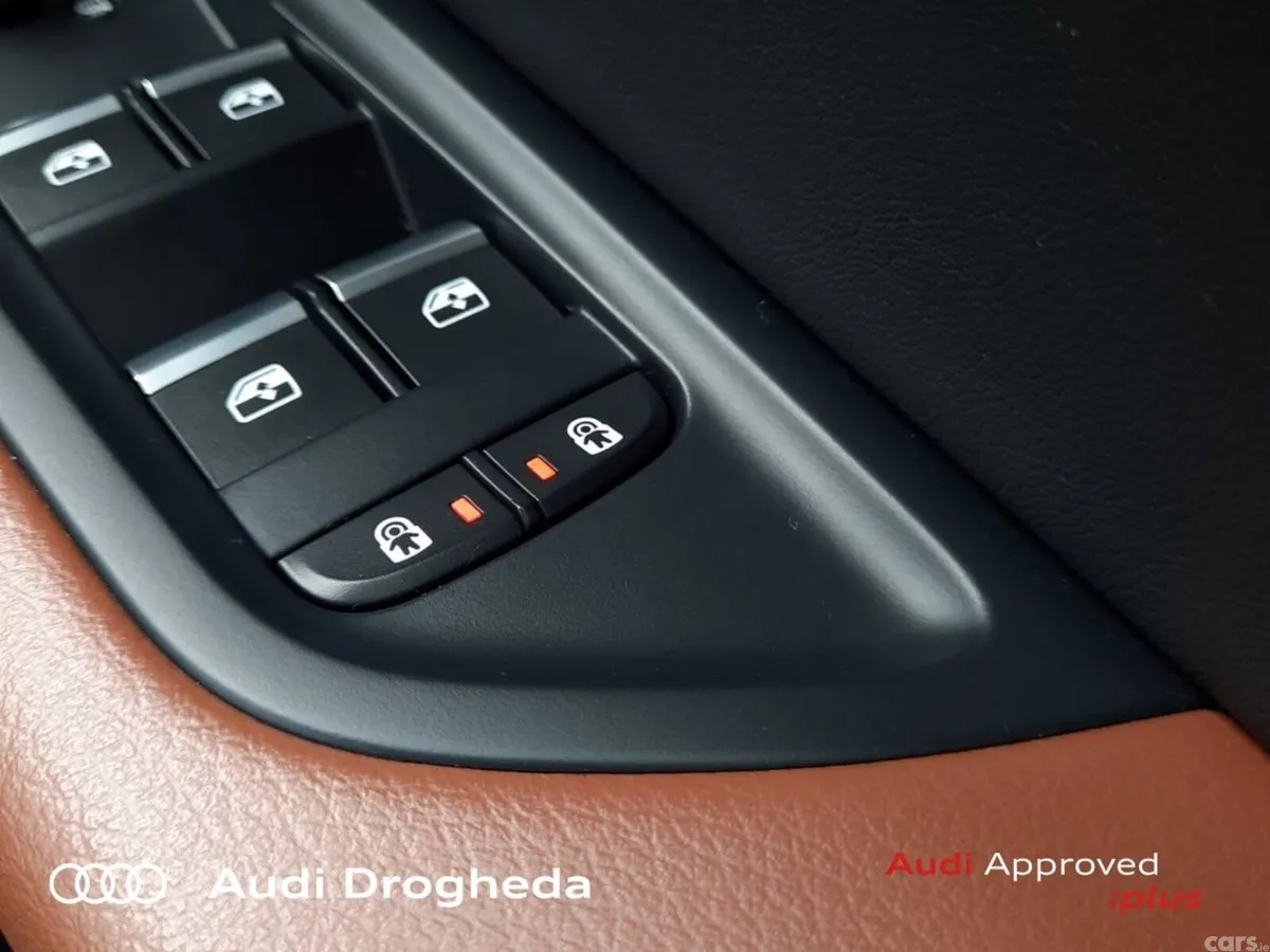 Audi Q5 SUV, Diesel, 2023, Blue