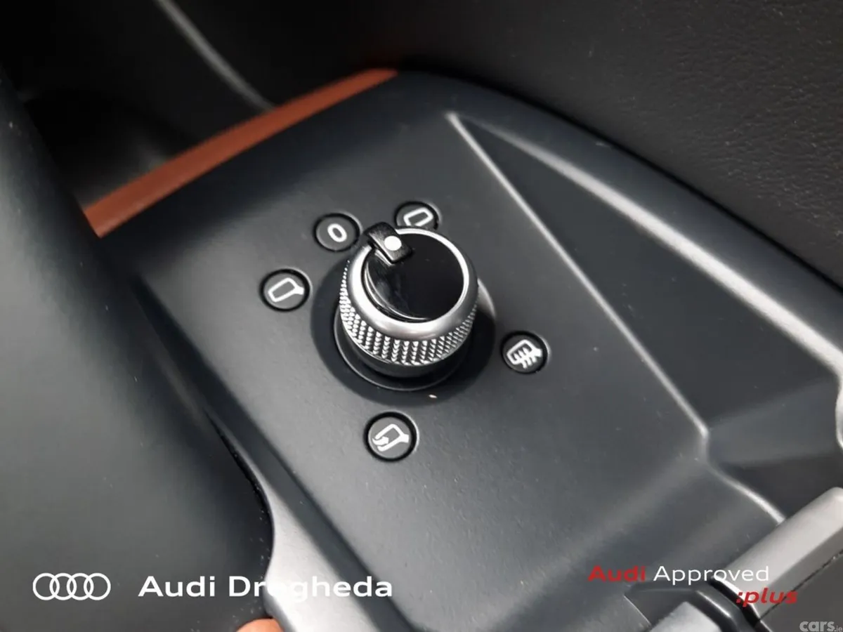 Audi Q5 SUV, Diesel, 2023, Blue