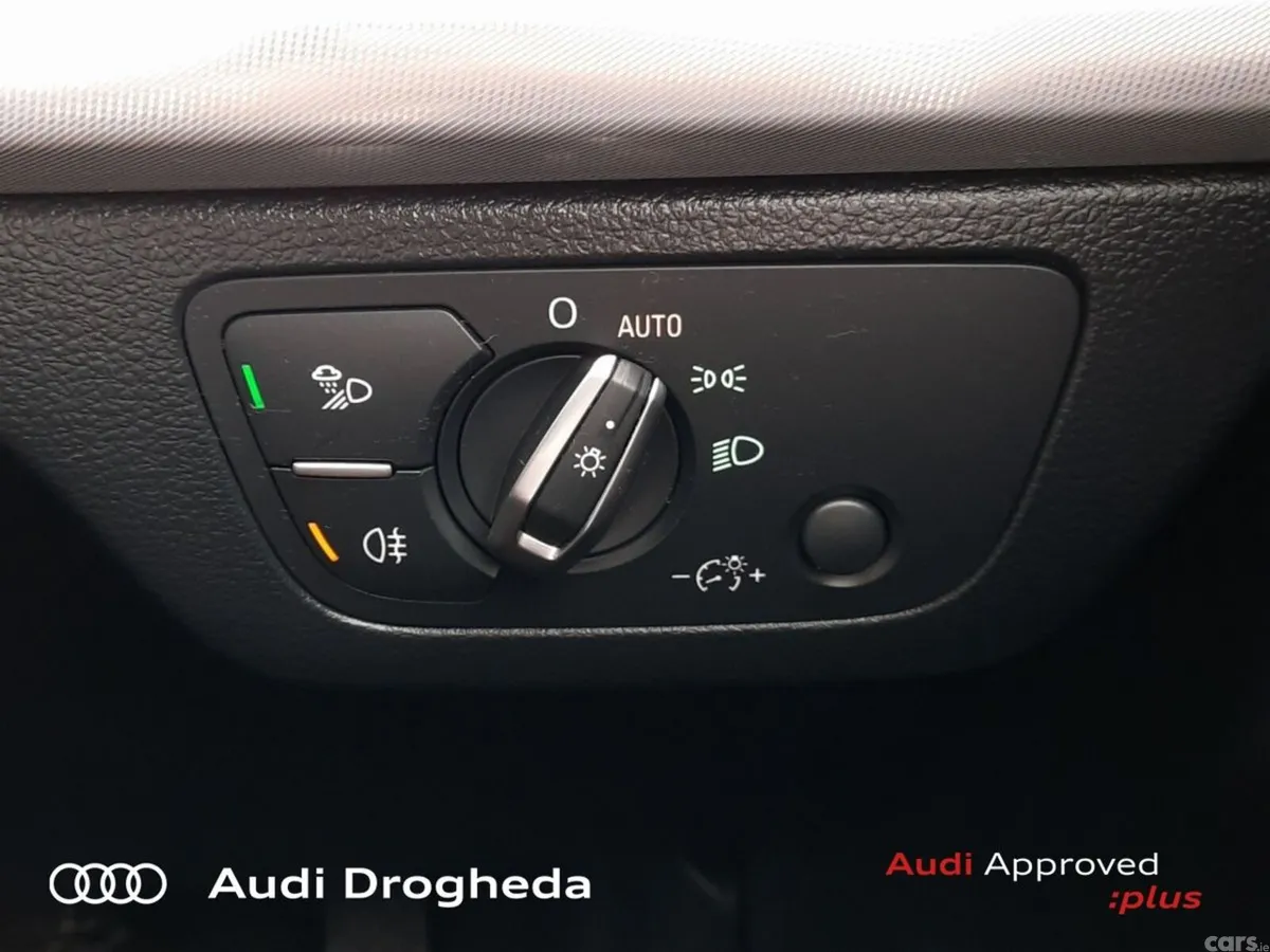 Audi Q5 SUV, Diesel, 2023, Blue