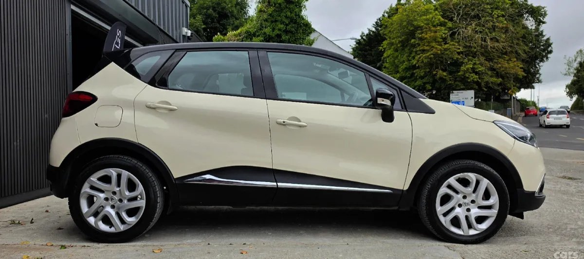 Renault Captur Hatchback, Diesel, 2017, White