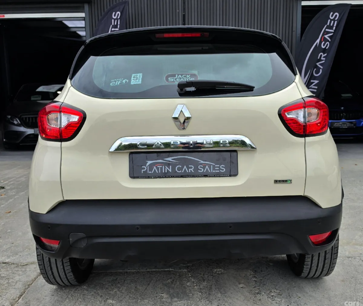 Renault Captur Hatchback, Diesel, 2017, White