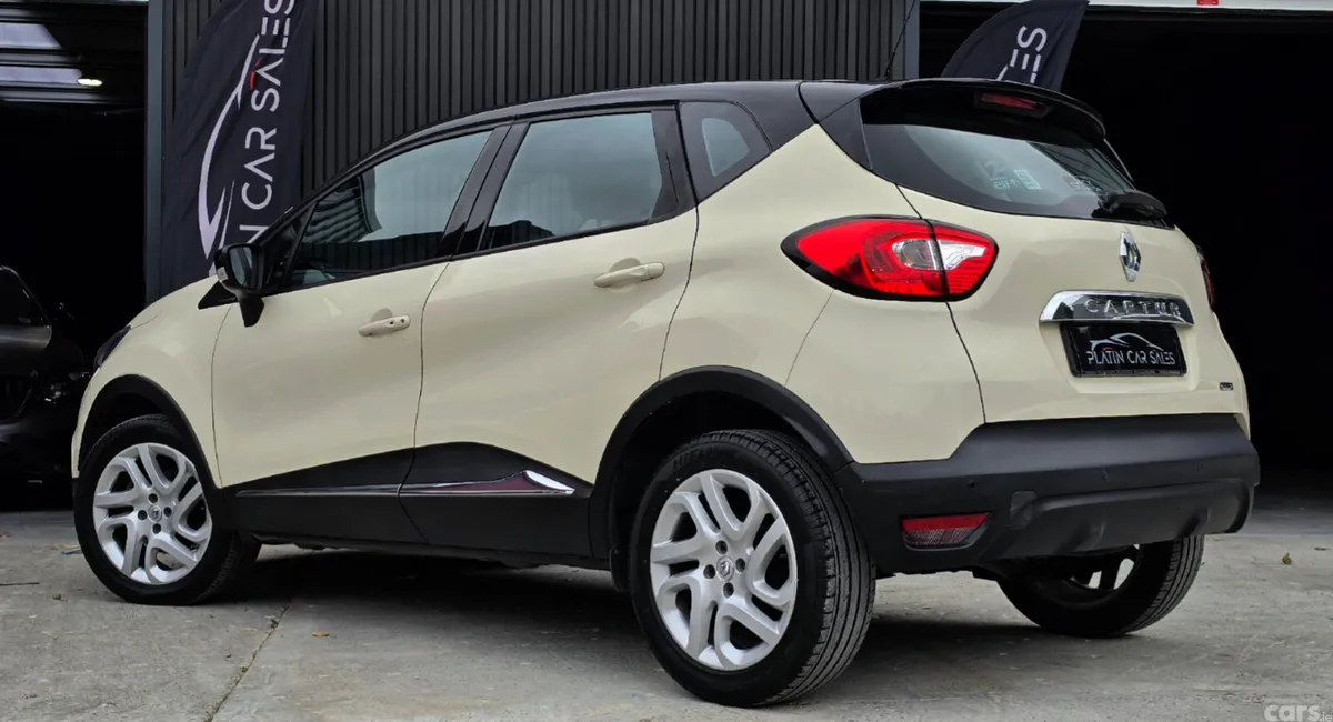 Renault Captur Hatchback, Diesel, 2017, White