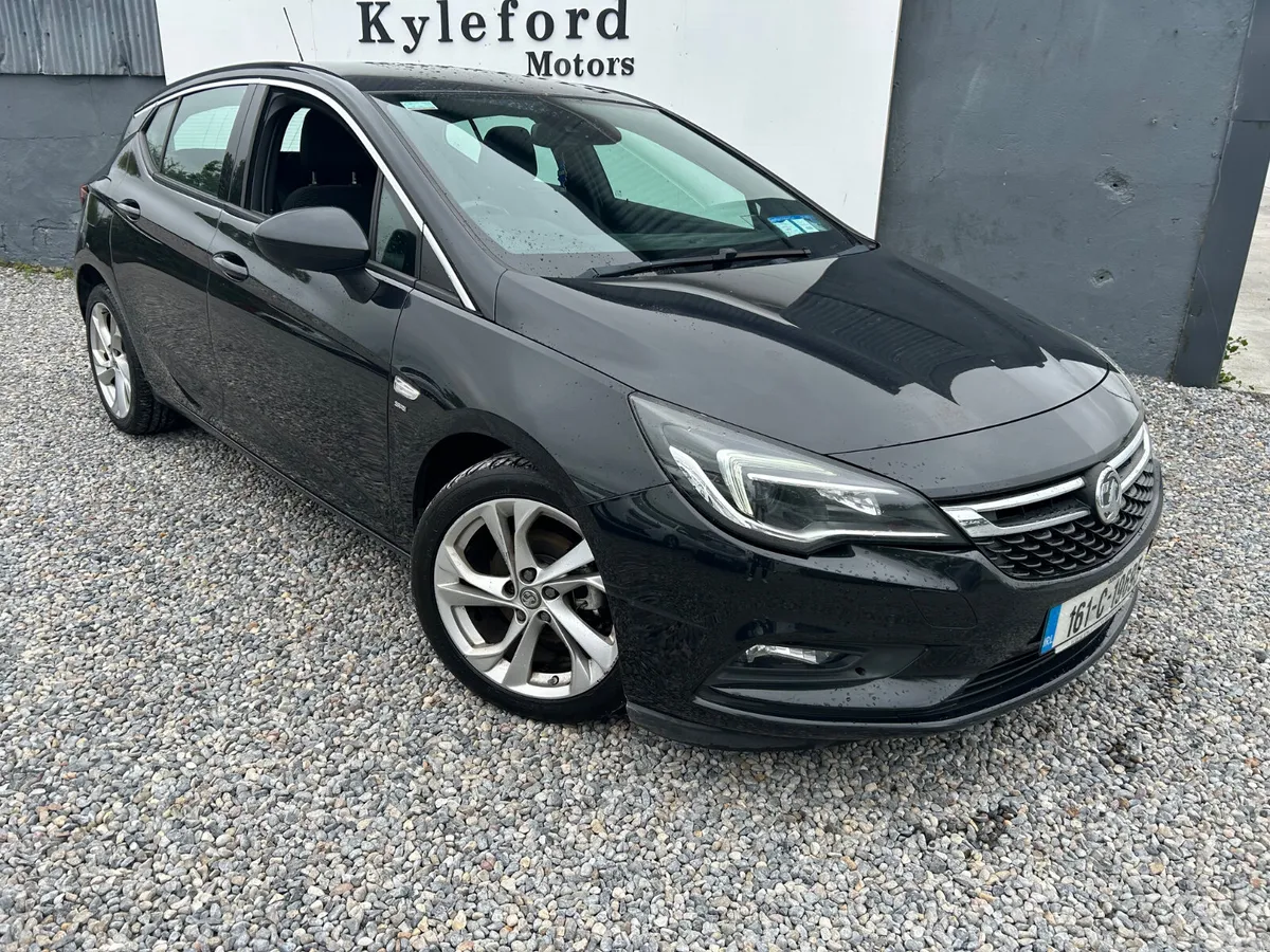 Vauxhall Astra Hatchback, Diesel, 2016, Black