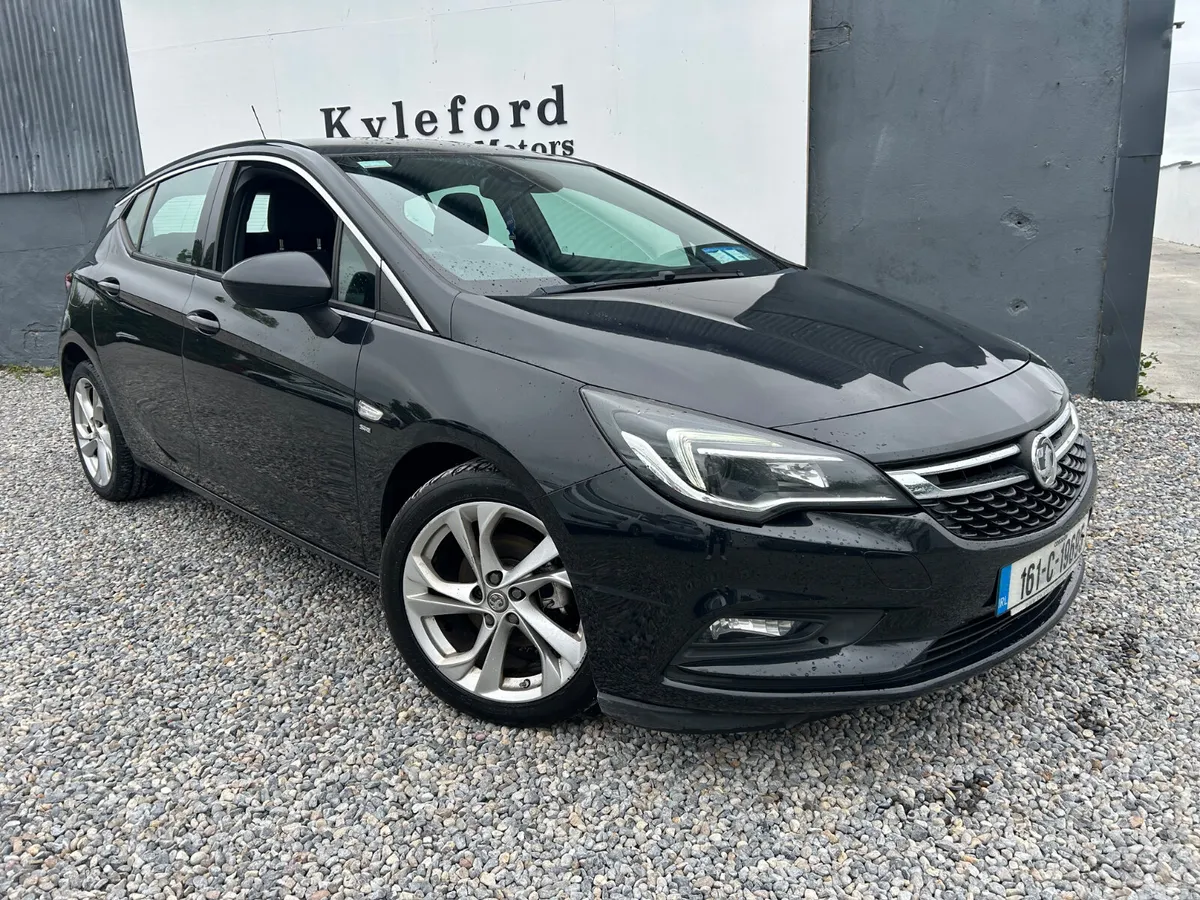 Vauxhall Astra Hatchback, Diesel, 2016, Black