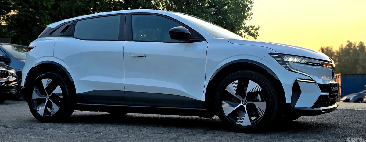Renault Megane E-Tech Hatchback, Electric, 2023, White