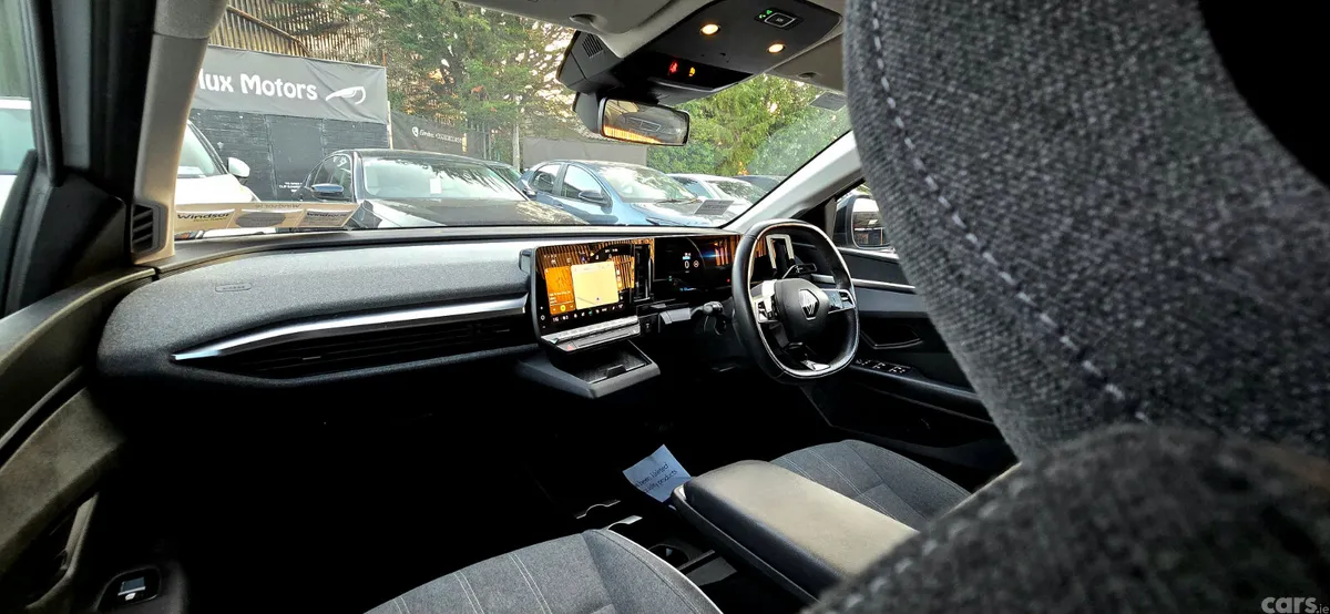Renault Megane E-Tech Hatchback, Electric, 2023, White
