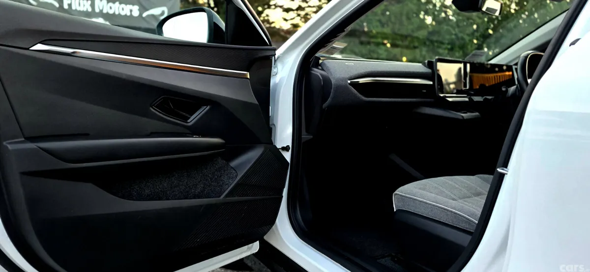Renault Megane E-Tech Hatchback, Electric, 2023, White