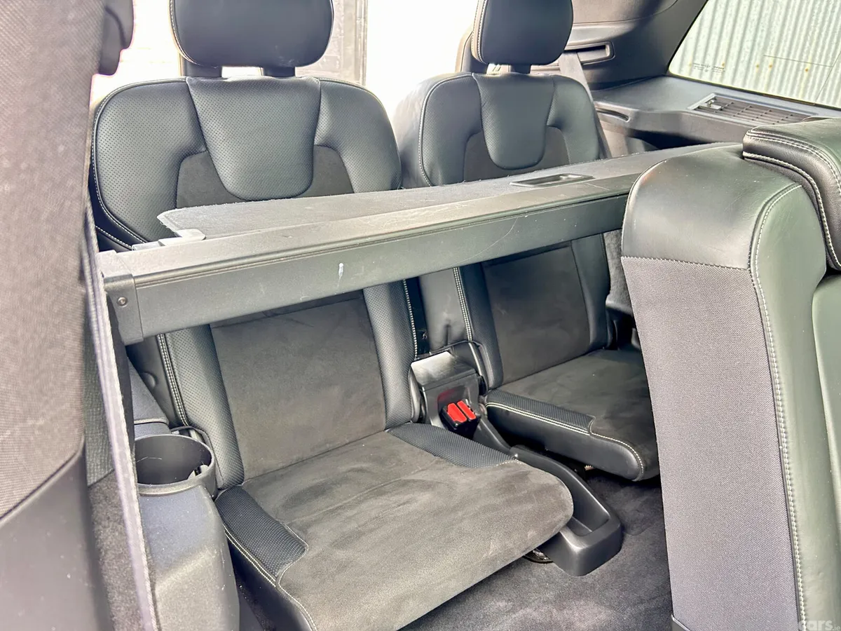 Volvo XC90 SUV, Petrol Plug-in Hybrid, 2018, Blue