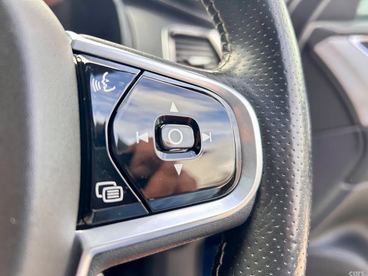 Volvo XC90 SUV, Petrol Plug-in Hybrid, 2018, Blue