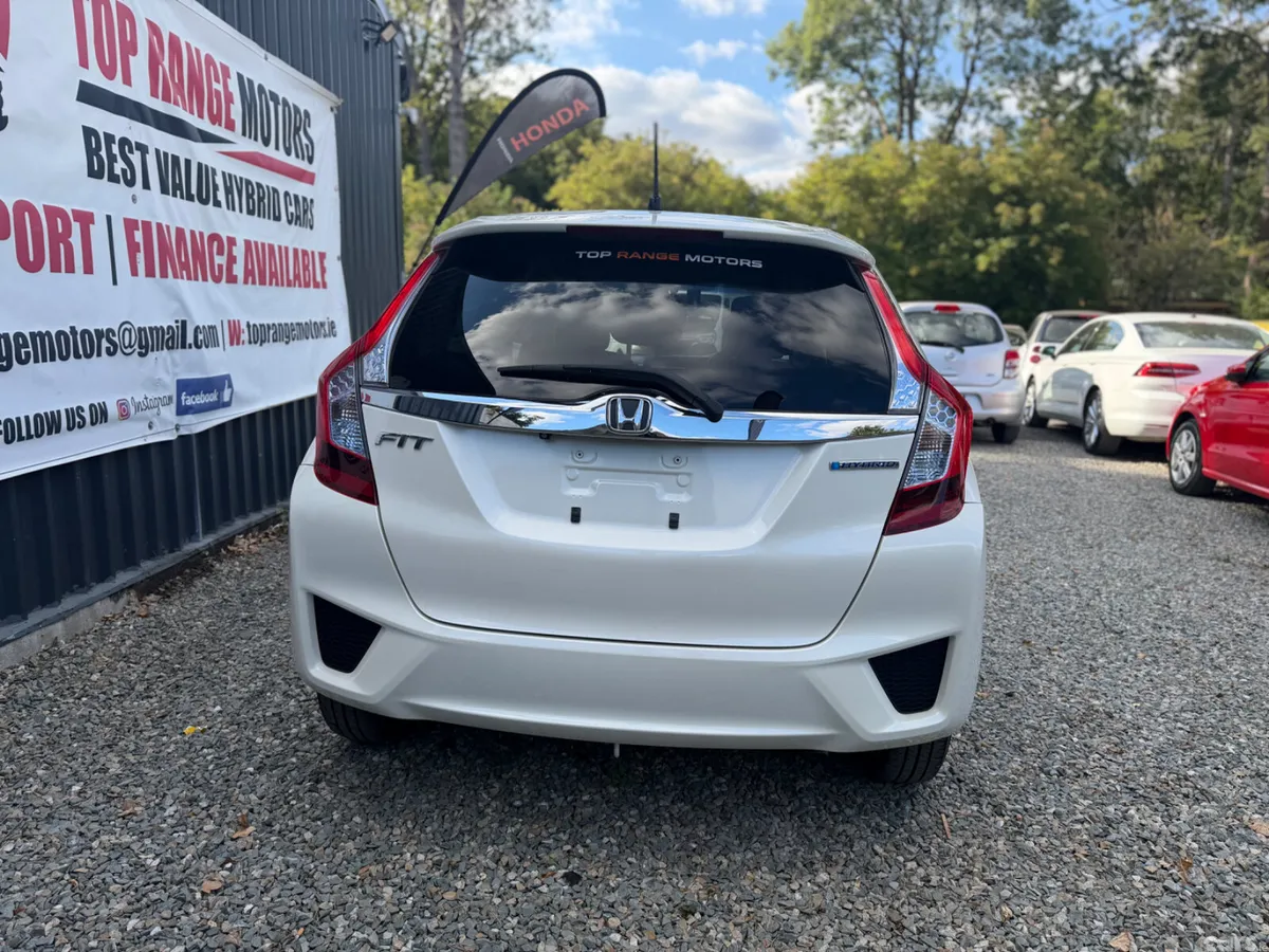 Honda Fit Hatchback, Petrol Hybrid, 2017, White