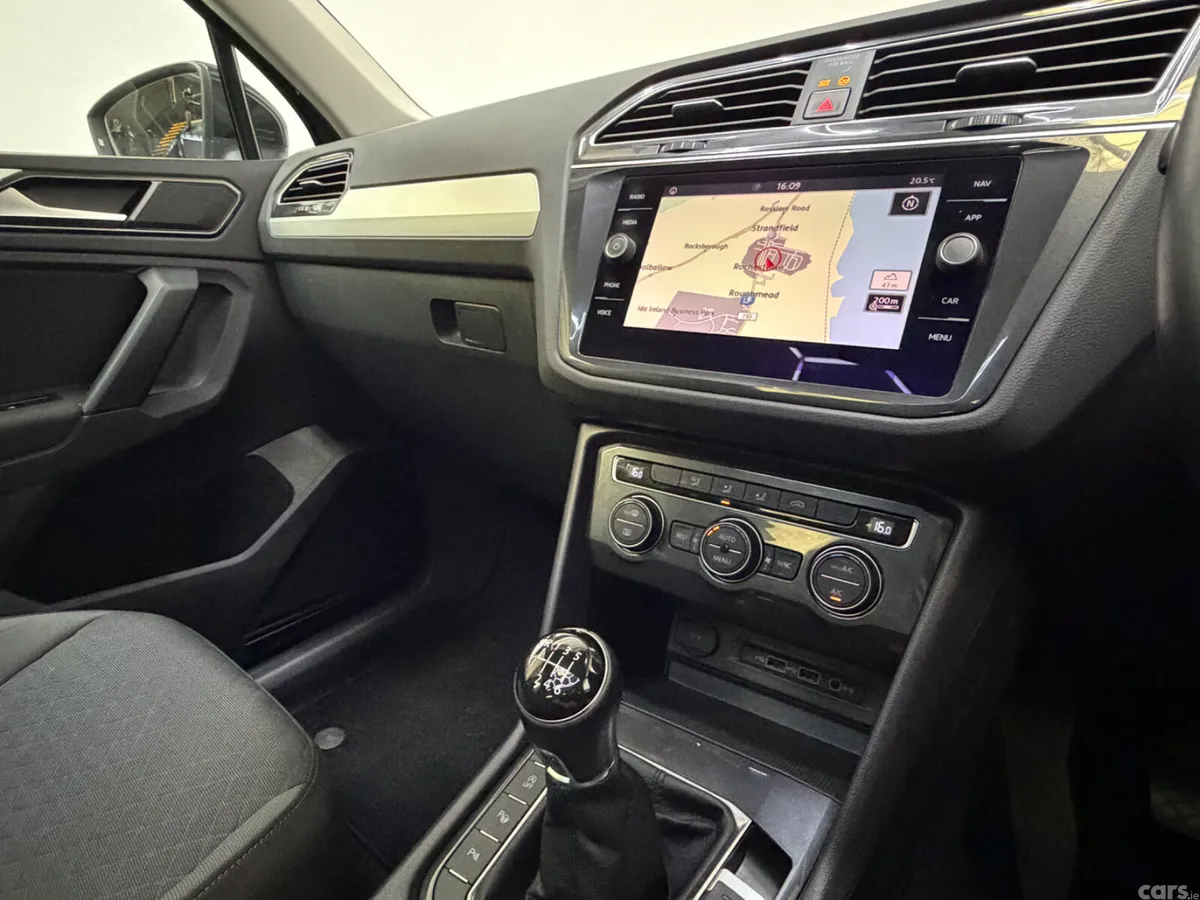 Volkswagen Tiguan SUV, Diesel, 2018, Black