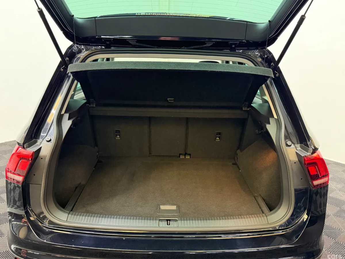 Volkswagen Tiguan SUV, Diesel, 2018, Black