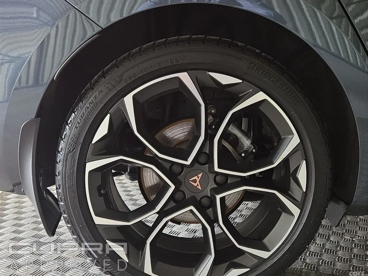 Cupra Leon Estate, Diesel, 2025, Grey