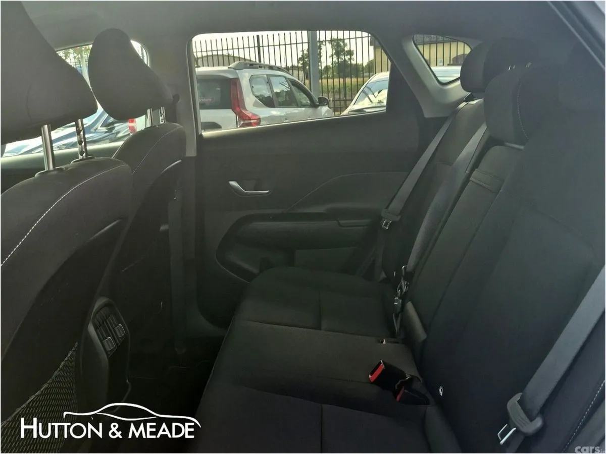 Hyundai KONA SUV, Petrol, 2024, White