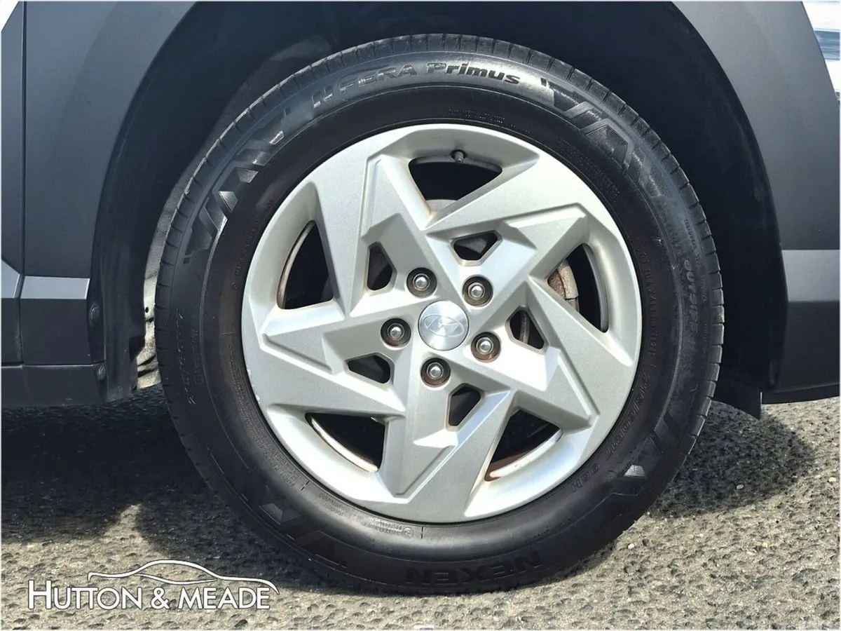 Hyundai KONA SUV, Petrol, 2024, White