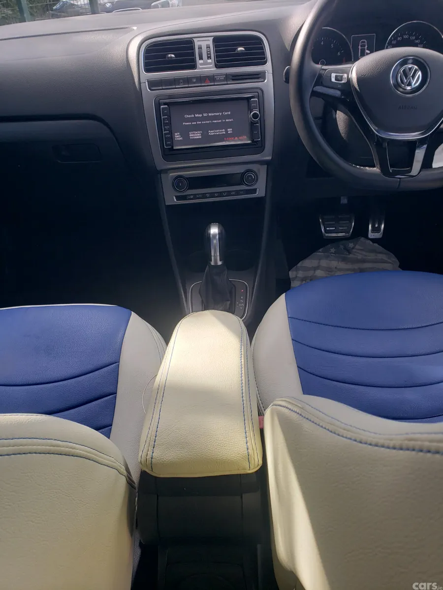 Volkswagen Polo Hatchback, Petrol, 2016, Blue