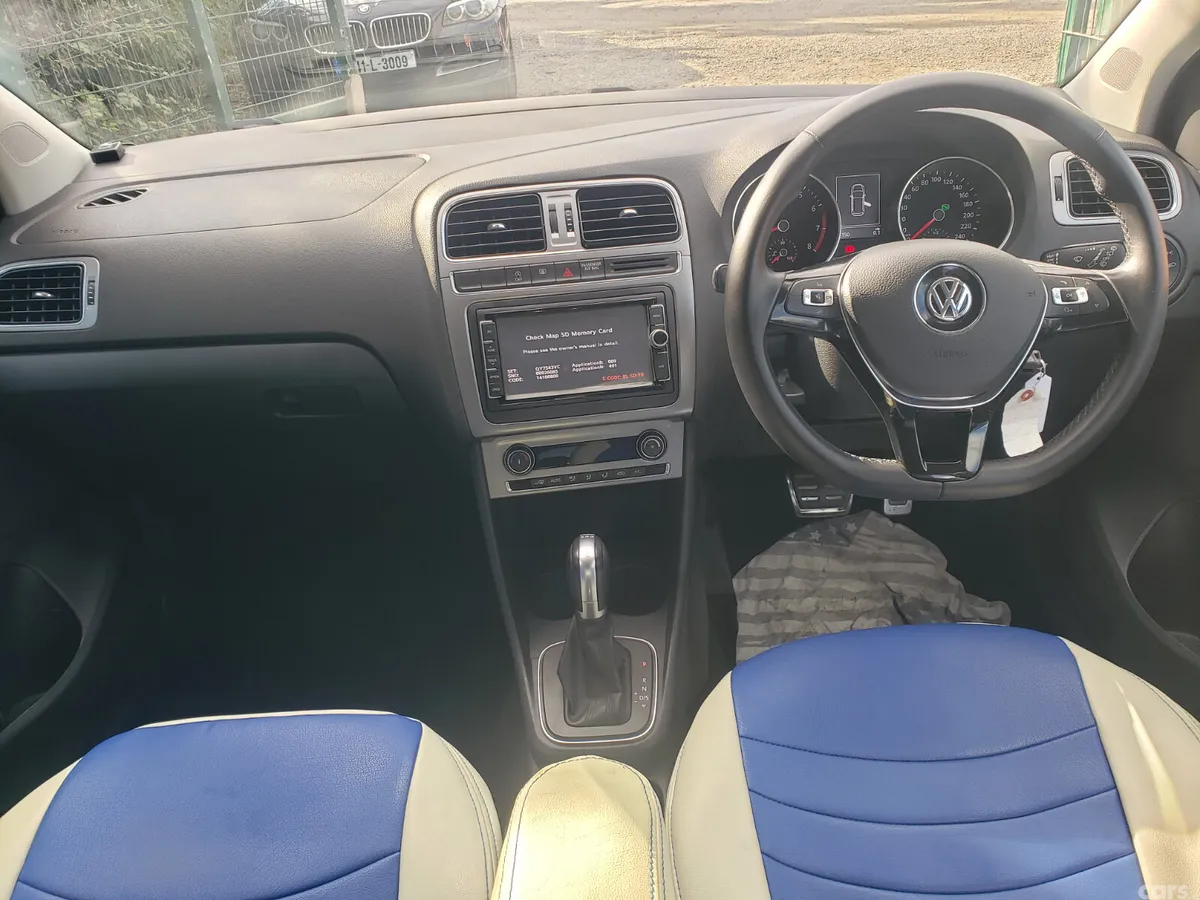 Volkswagen Polo Hatchback, Petrol, 2016, Blue