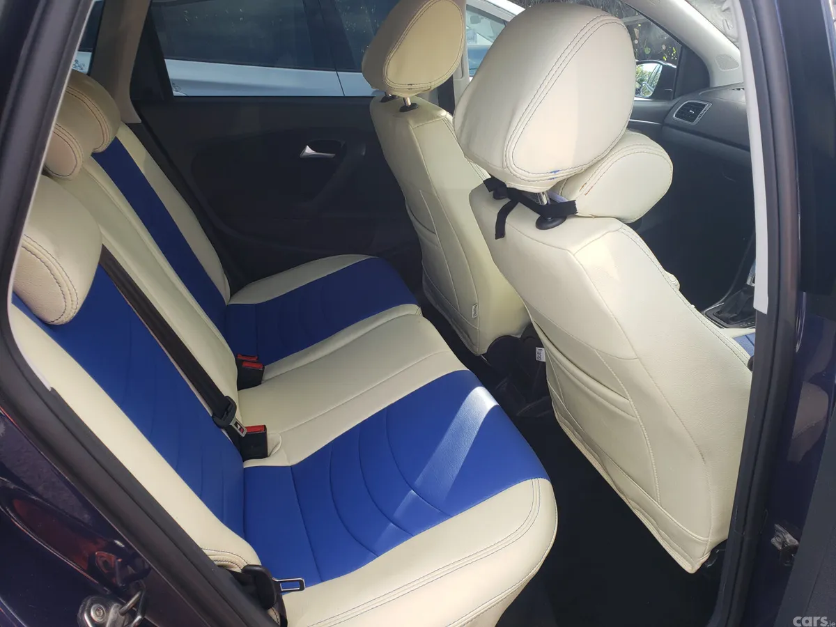 Volkswagen Polo Hatchback, Petrol, 2016, Blue