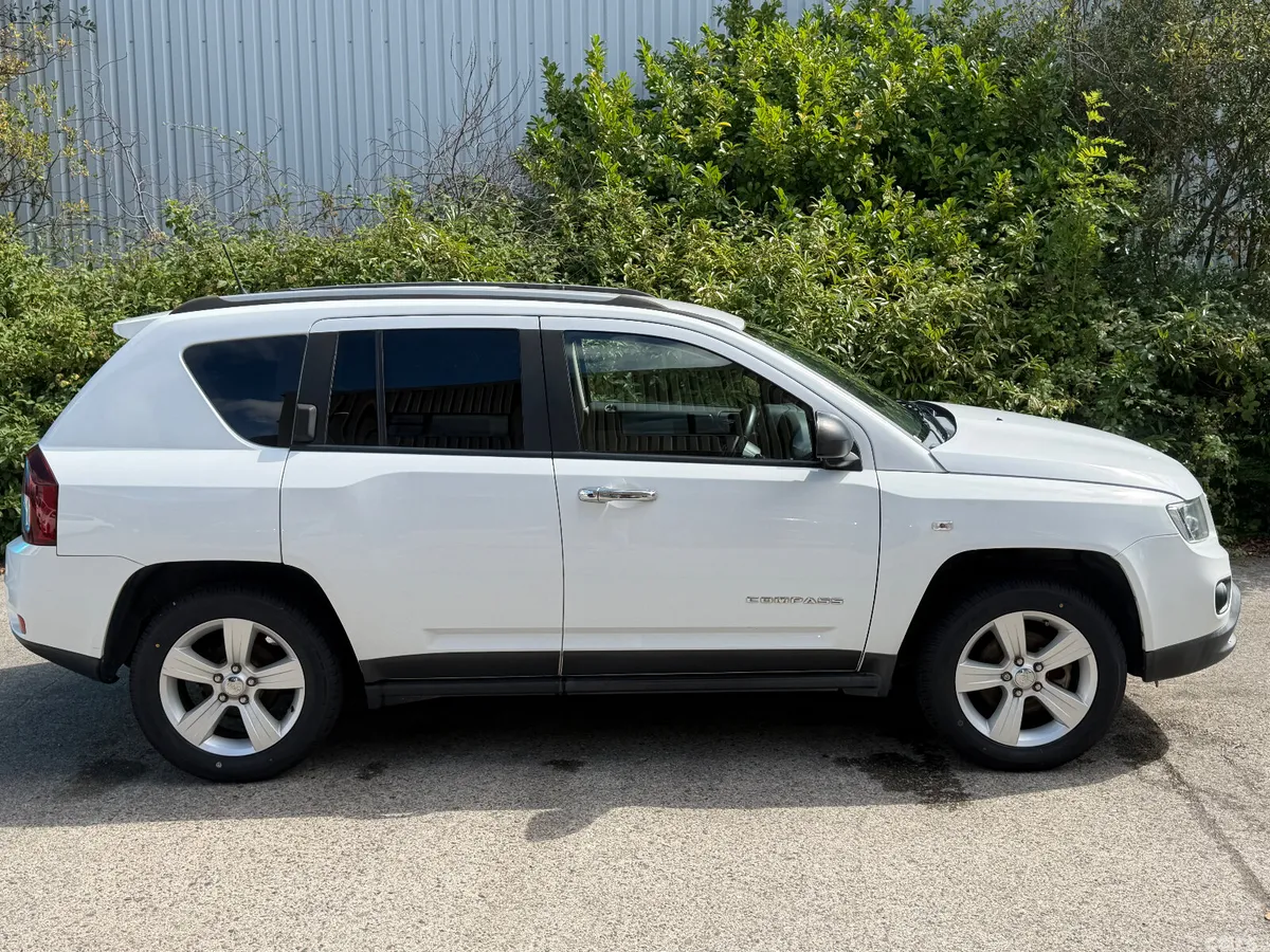 Jeep Compass SUV, Petrol, 2016, White