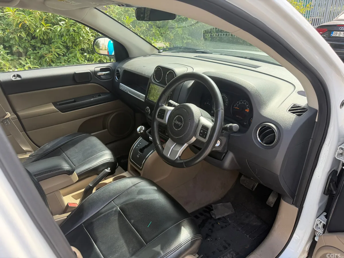 Jeep Compass SUV, Petrol, 2016, White