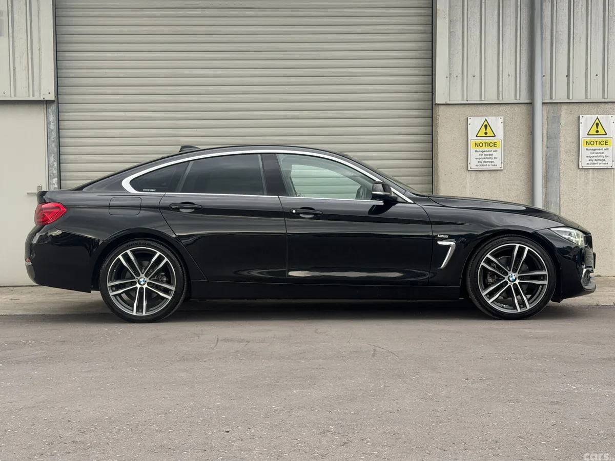 BMW 4-Series Coupe, Petrol, 2018, Black