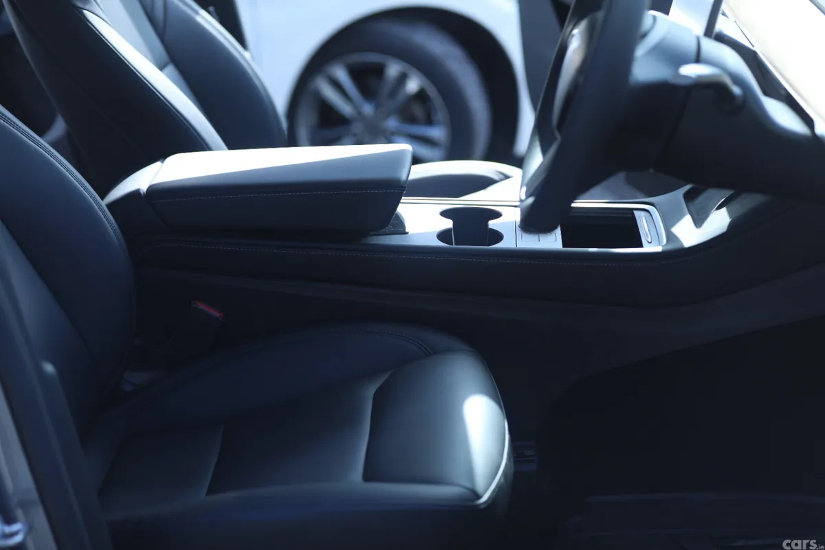 Tesla Model Y MPV, Electric, 2024, Grey