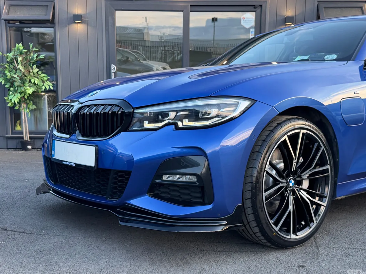 BMW 3-Series Saloon, Petrol Plug-in Hybrid, 2020, Blue