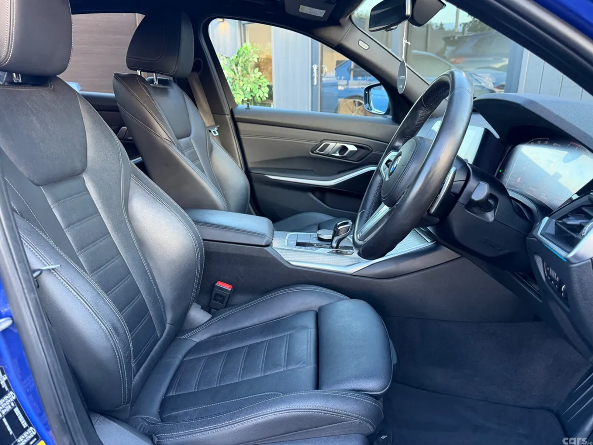 BMW 3-Series Saloon, Petrol Plug-in Hybrid, 2020, Blue